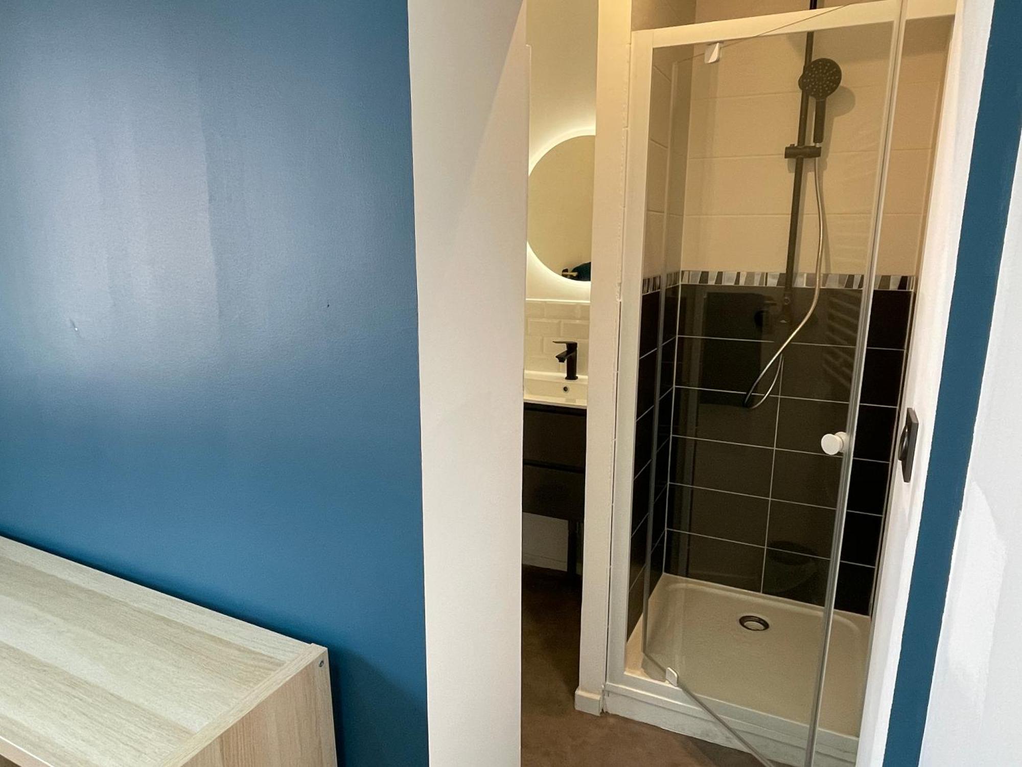 Les 3 Suites - 6 Personnes - 3 Chambres Avec Sdb Privatives Lens Zewnętrze zdjęcie